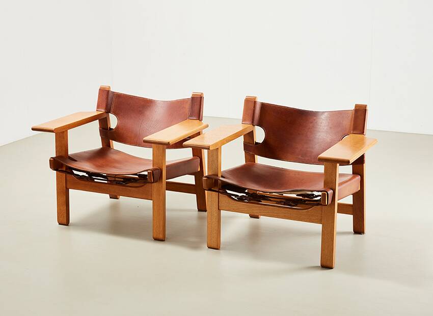 Borge Mogensen Pair of Spanish Chairs model 2226 for Fredericia Denmark 1958