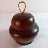Round box in boxwood