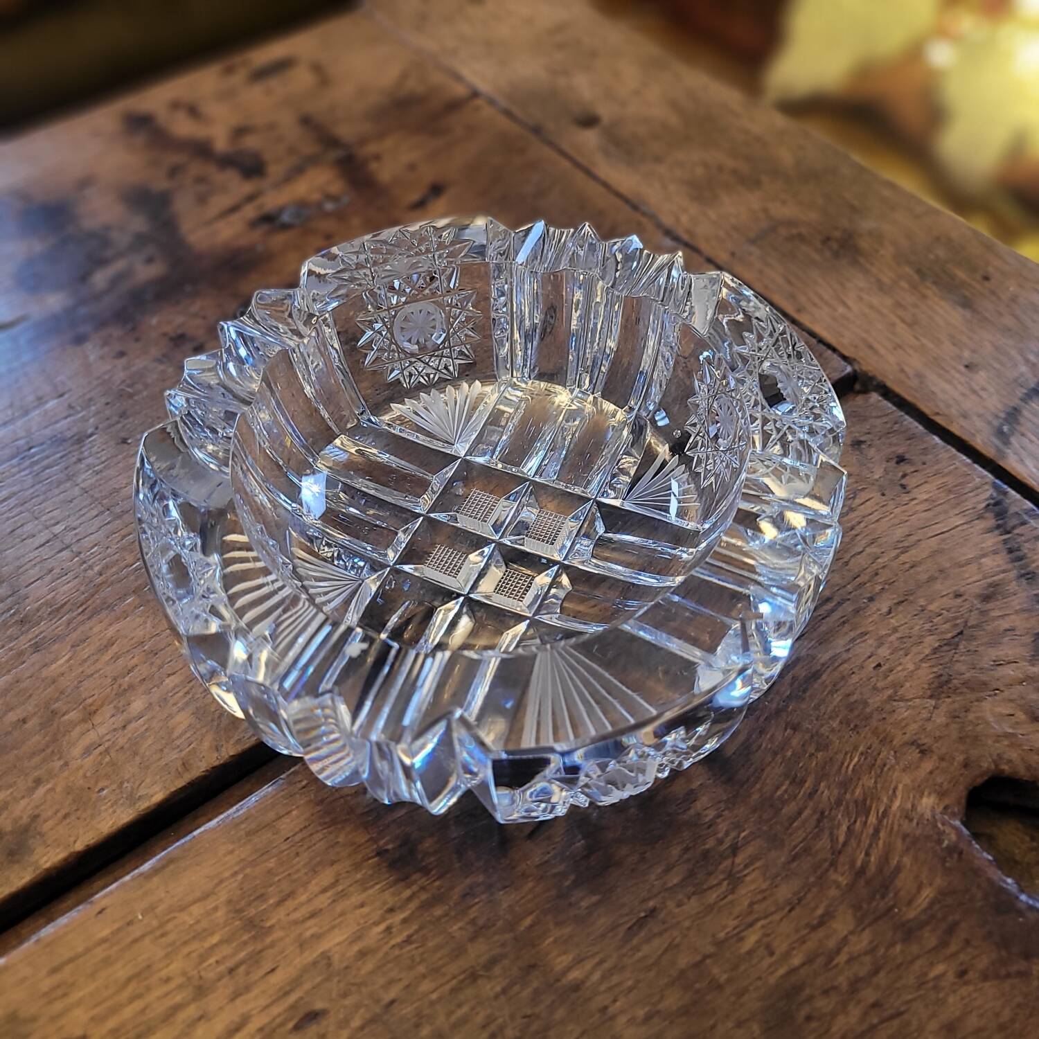Cut crystal ashtray - French crystal factory from the 1970s-1980s