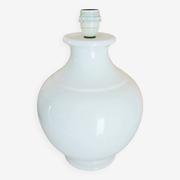 White enameled ceramic lamp, refined design from the 60s/70s