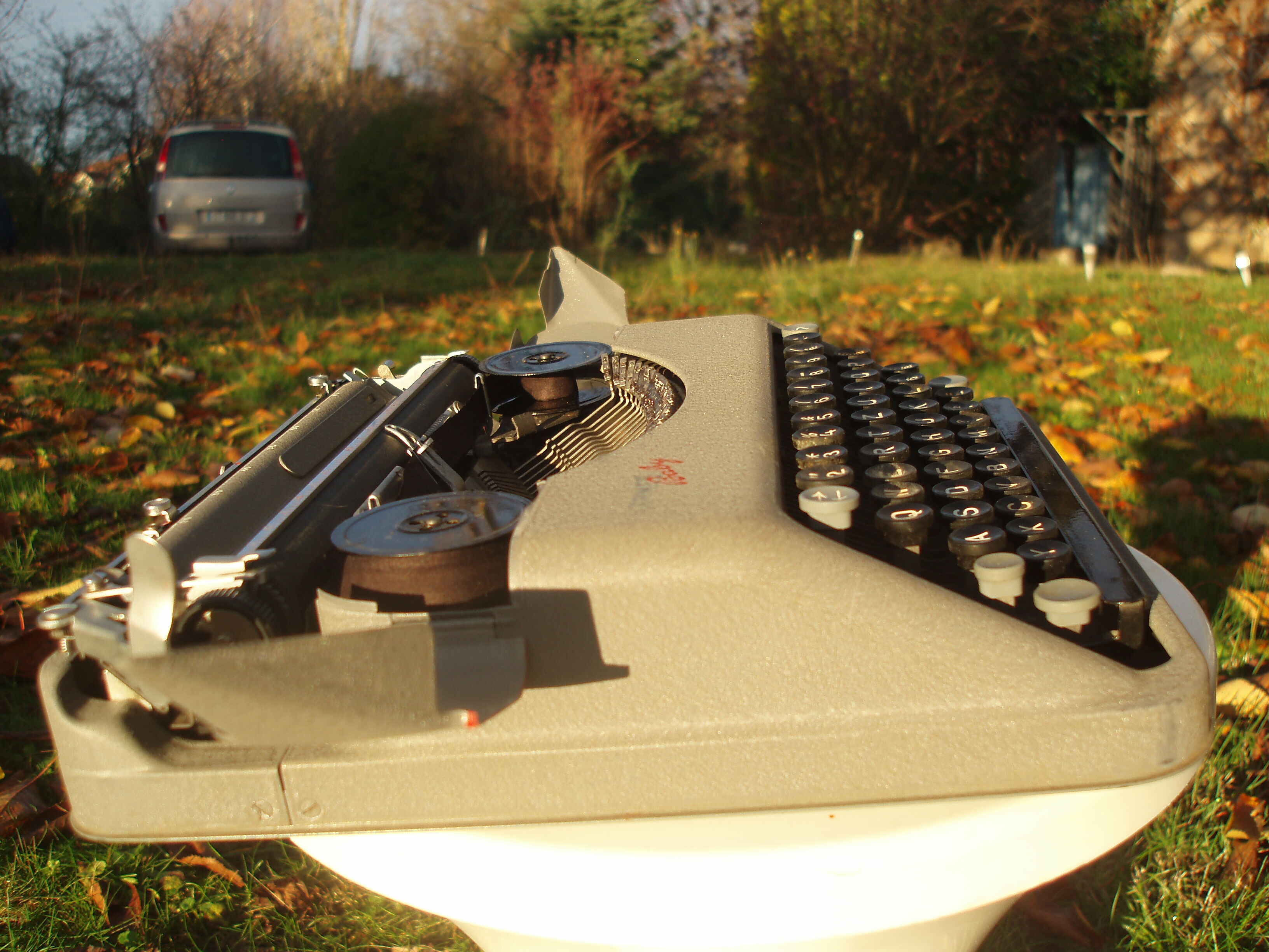 Hermes Baby typewriter with bag