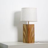 Lampe de table en rotin fabriquée à la main