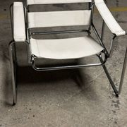 Paire de fauteuils style Marcel Breuer
