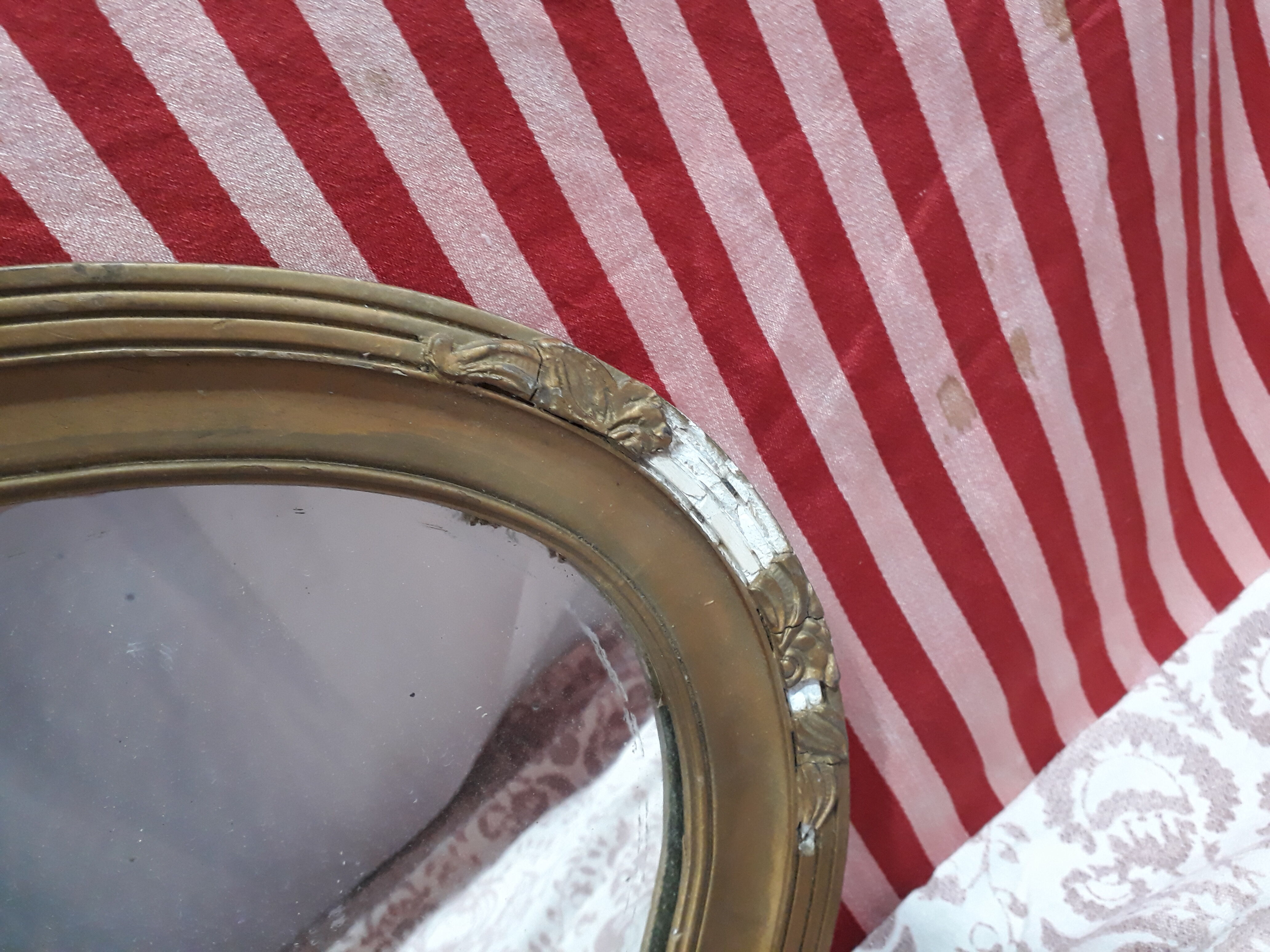 oval plaster mirror 55x34cm