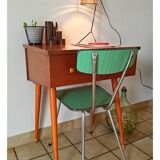 Bureau vintage compact