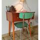 Bureau vintage compact