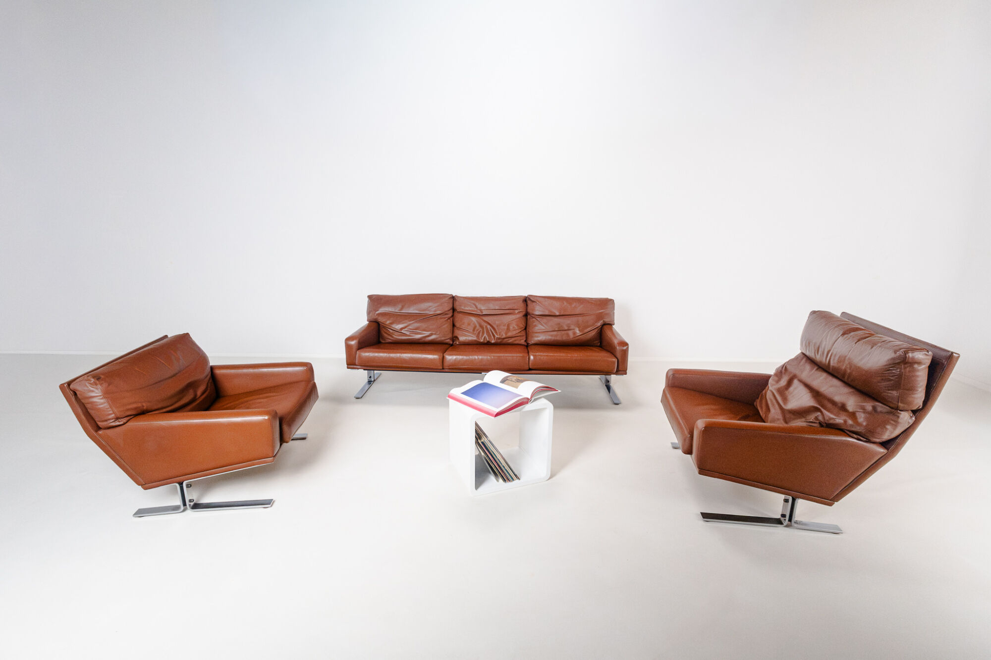 Canapé 3 places et 2 fauteuils par Georg Thams