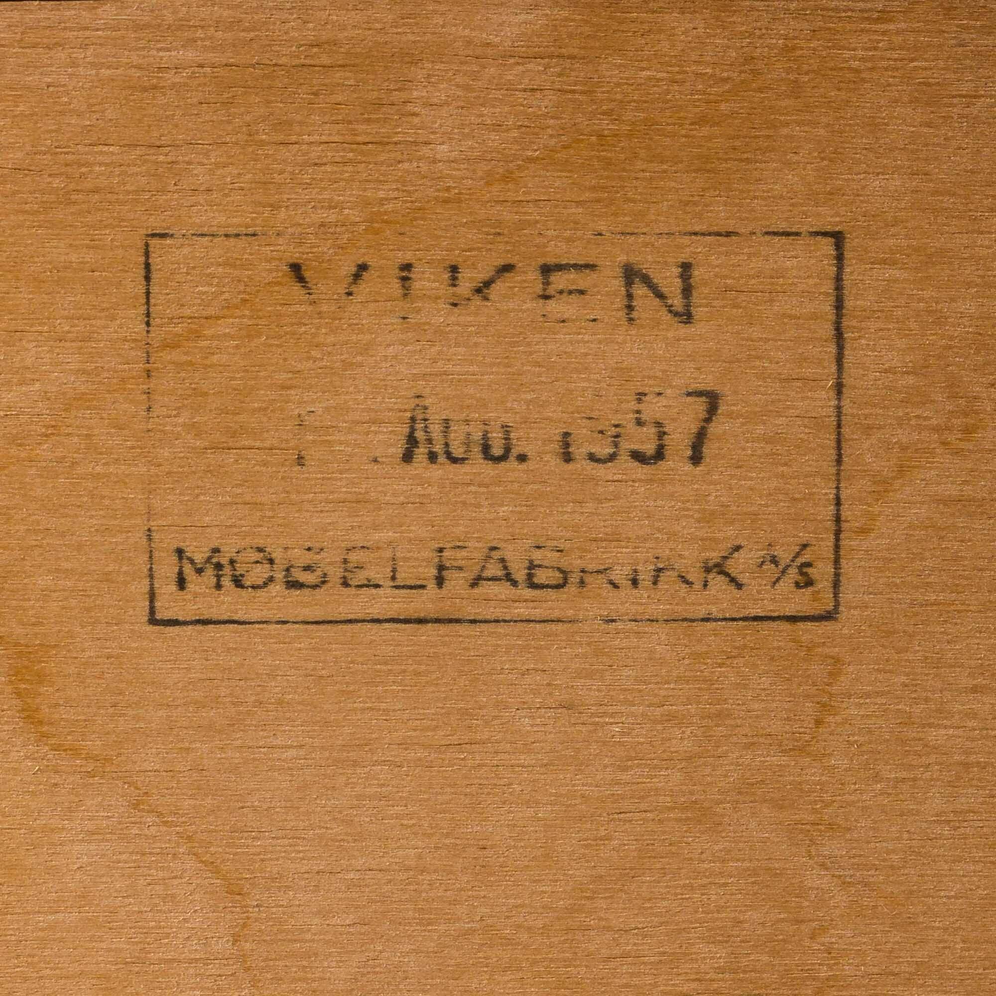 Scandinavian dressing table by Viken Mobelfabrik, attributed to Fredrik Kayser, Norway, 1957