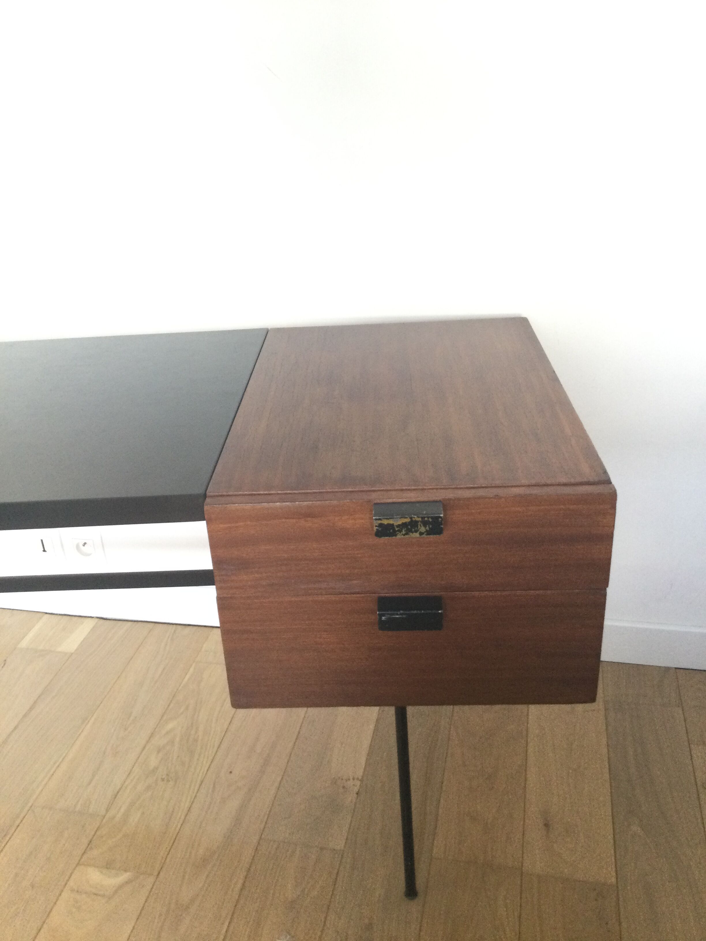 Bureau Pierre Paulin CM141