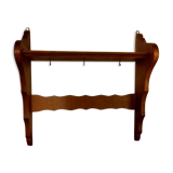 Channel shelf