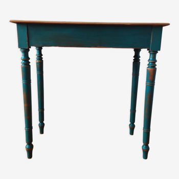 Patinated farmhouse table