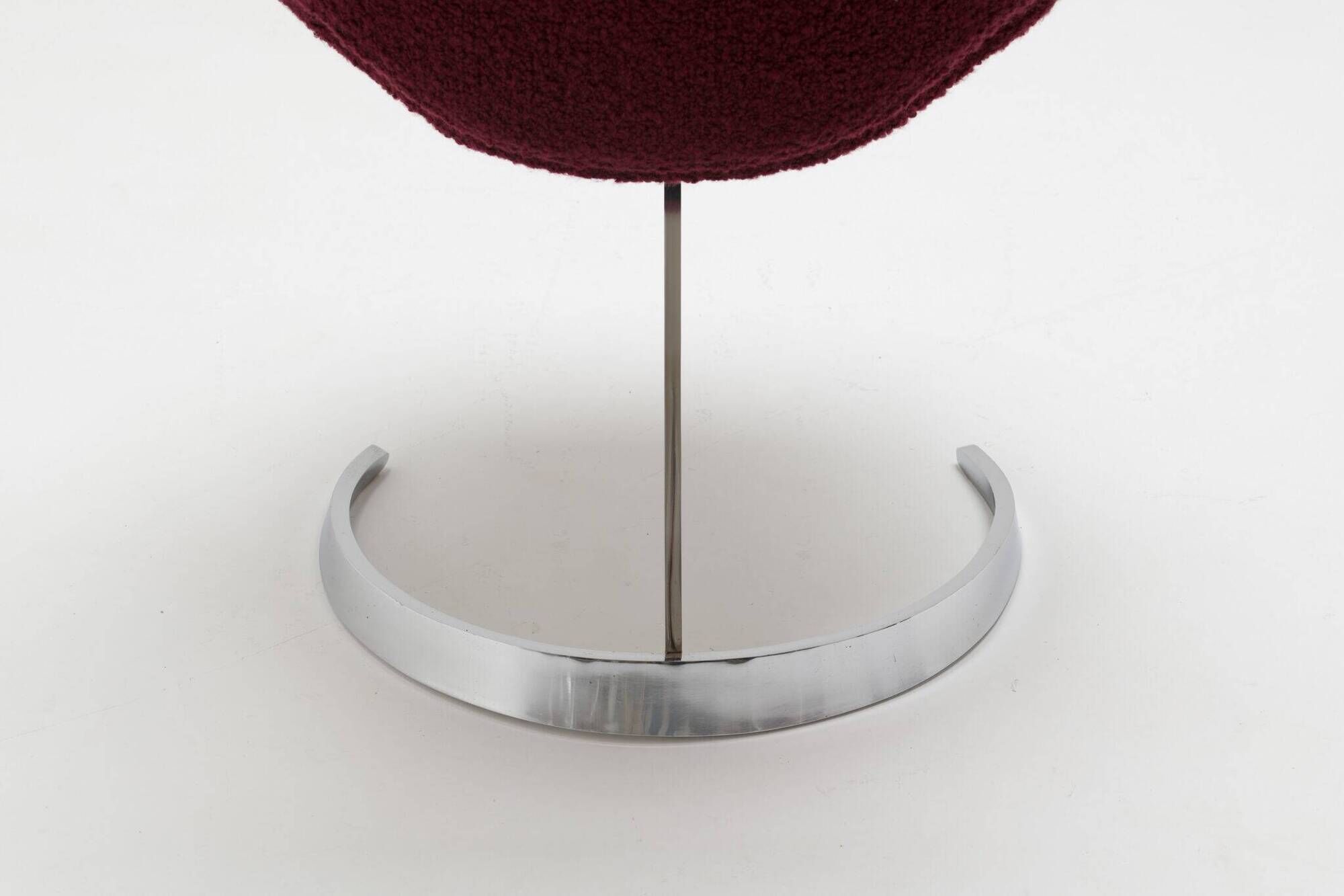 Ensemble de salle à manger sculptural "Scimitar" en bouclé bordeaux - Boris Tabacoff