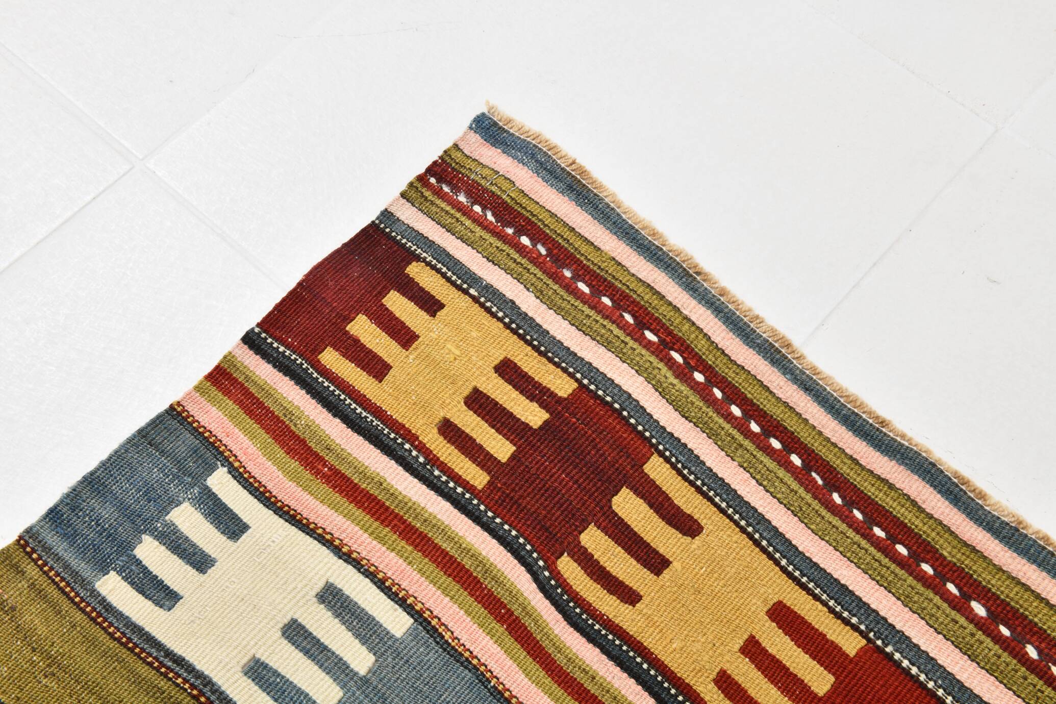 Tapis kilim turc Orientel 4x9, style géométrique, 132x280 cm