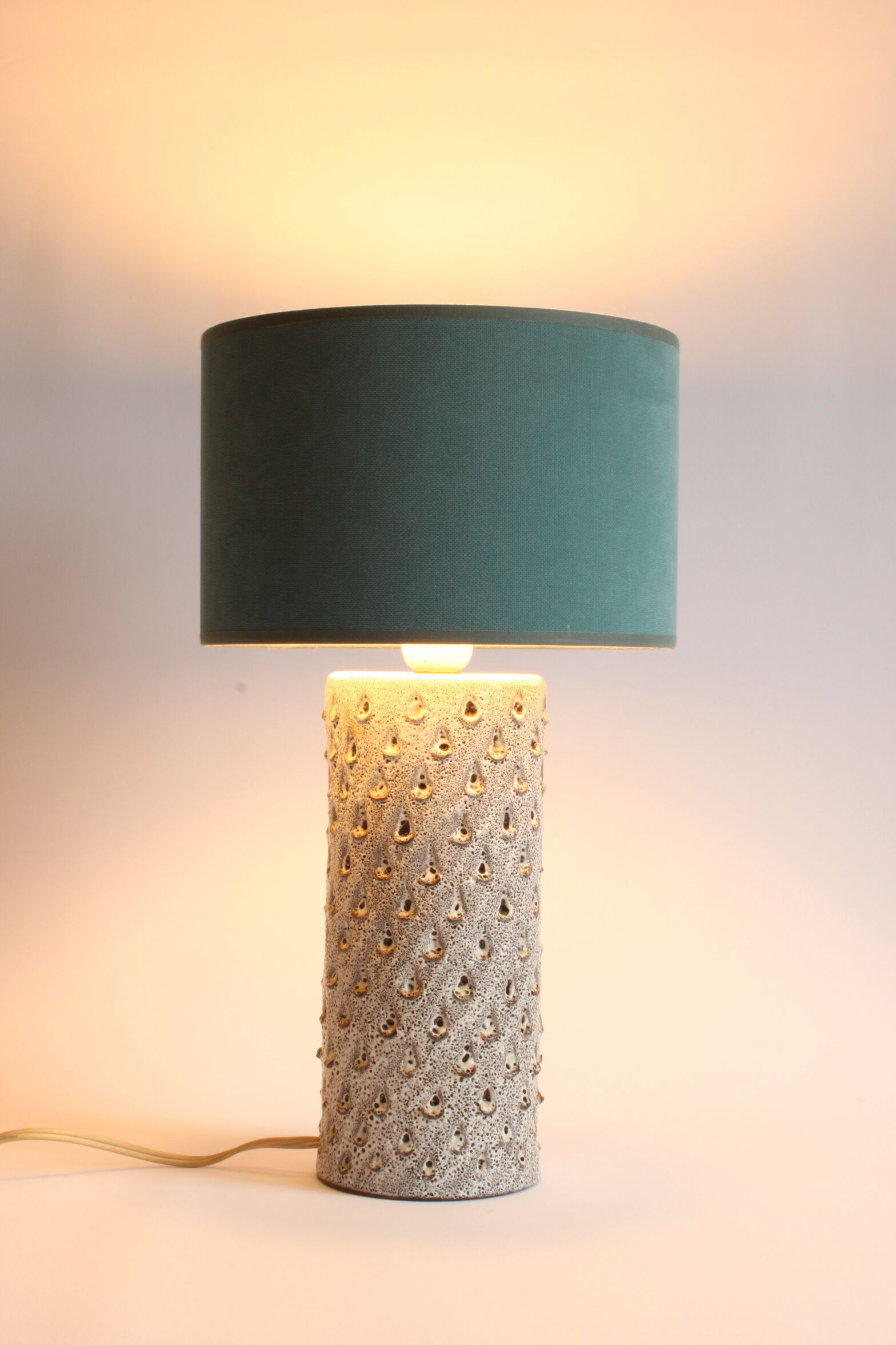 Fratelli Fianciullacci teardrop pattern cylinder table lamp, Italy, 1960s