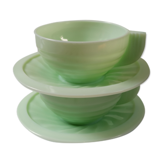 Tasses opaline verte art déco jadeïte