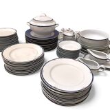 Tableware, complete 94-piece Limoges porcelain dinner service, 20th century