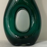 Vase vert en verre à creux hauteur 29 cm