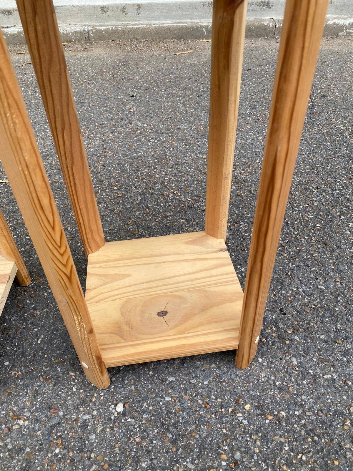 2 étagères scandinaves en bois massif 67cm