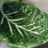 Cabbage leaf serving dish in majolica