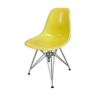 Chaise DAX de Charles & Ray Eames