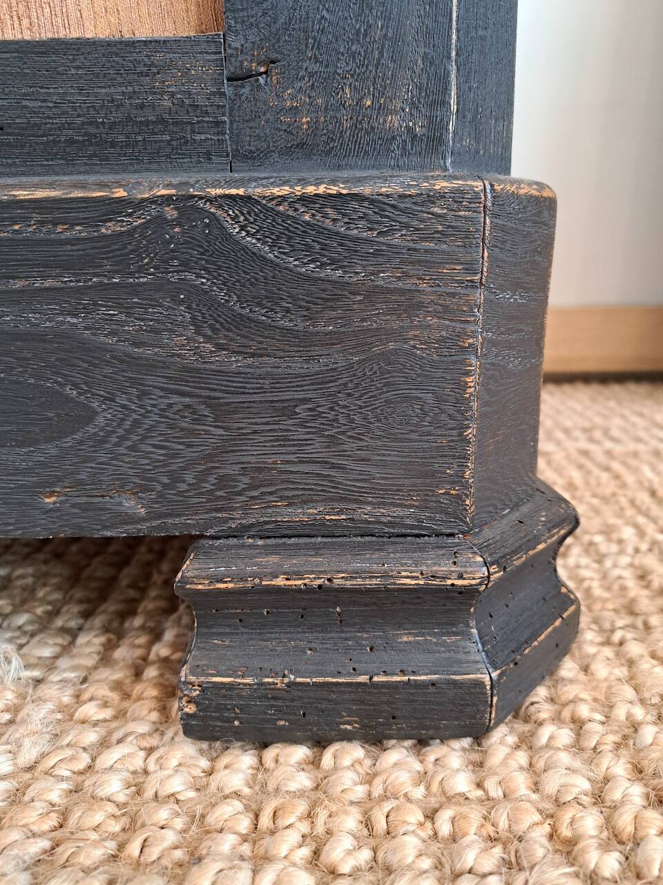 Saint Hubert sideboard in elm wood