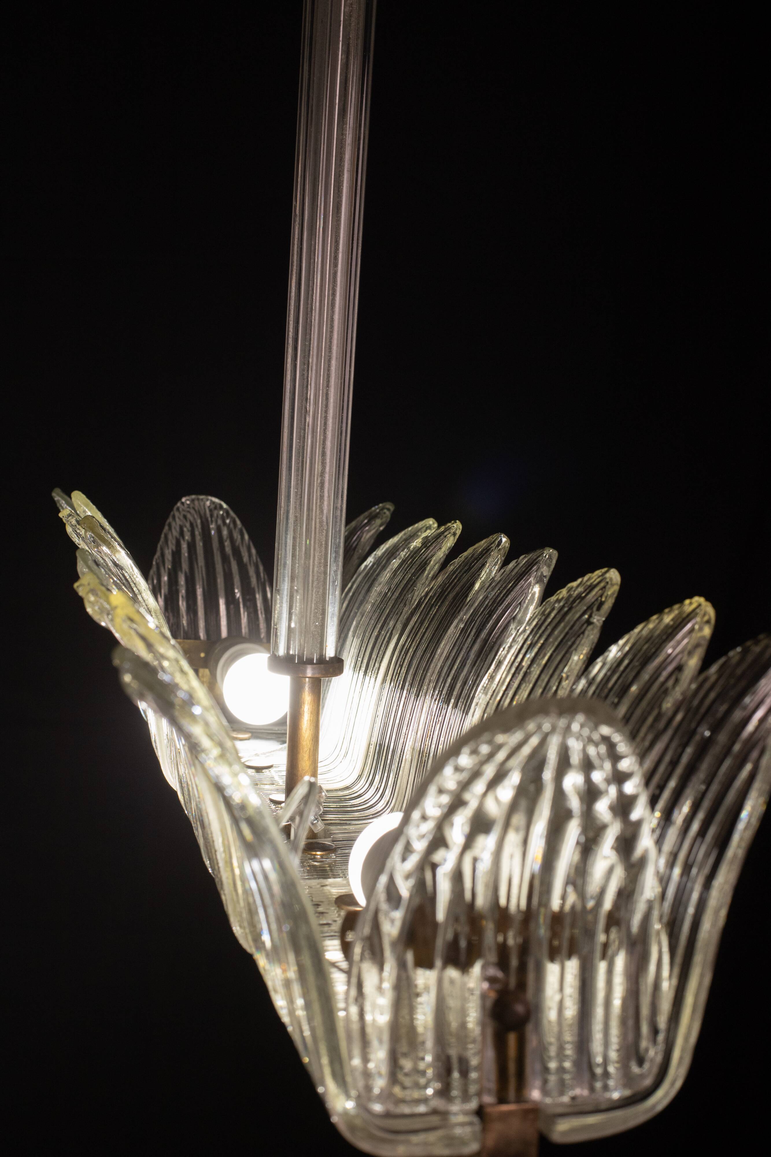 Luxury Large Size Art Decò Chandelier By Barovier e Toso, Murano Glass, 1940