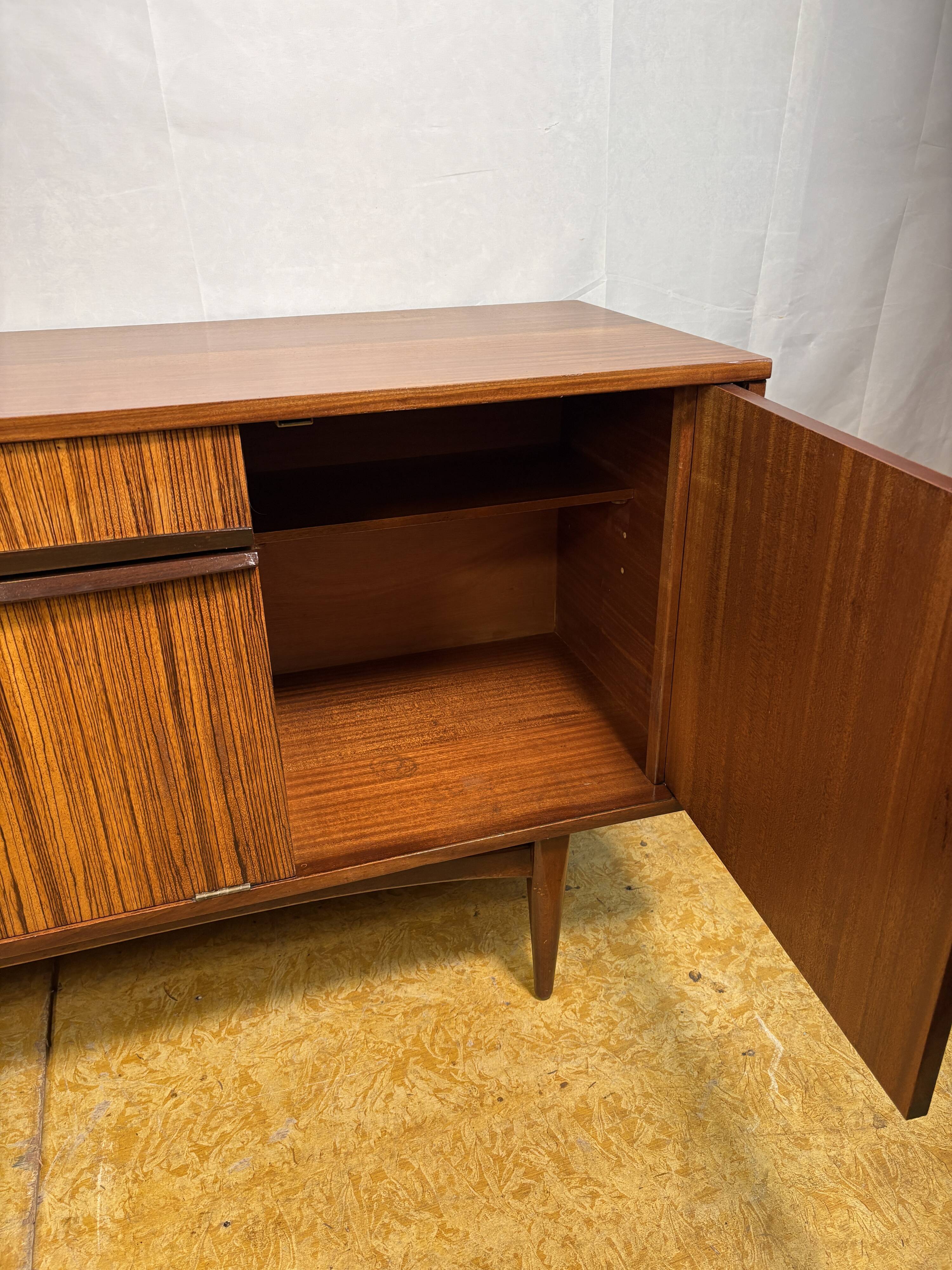 Mid-Century Retro Vintage Teak & Zebrano Wood Sideboard by Elliots of Newbu