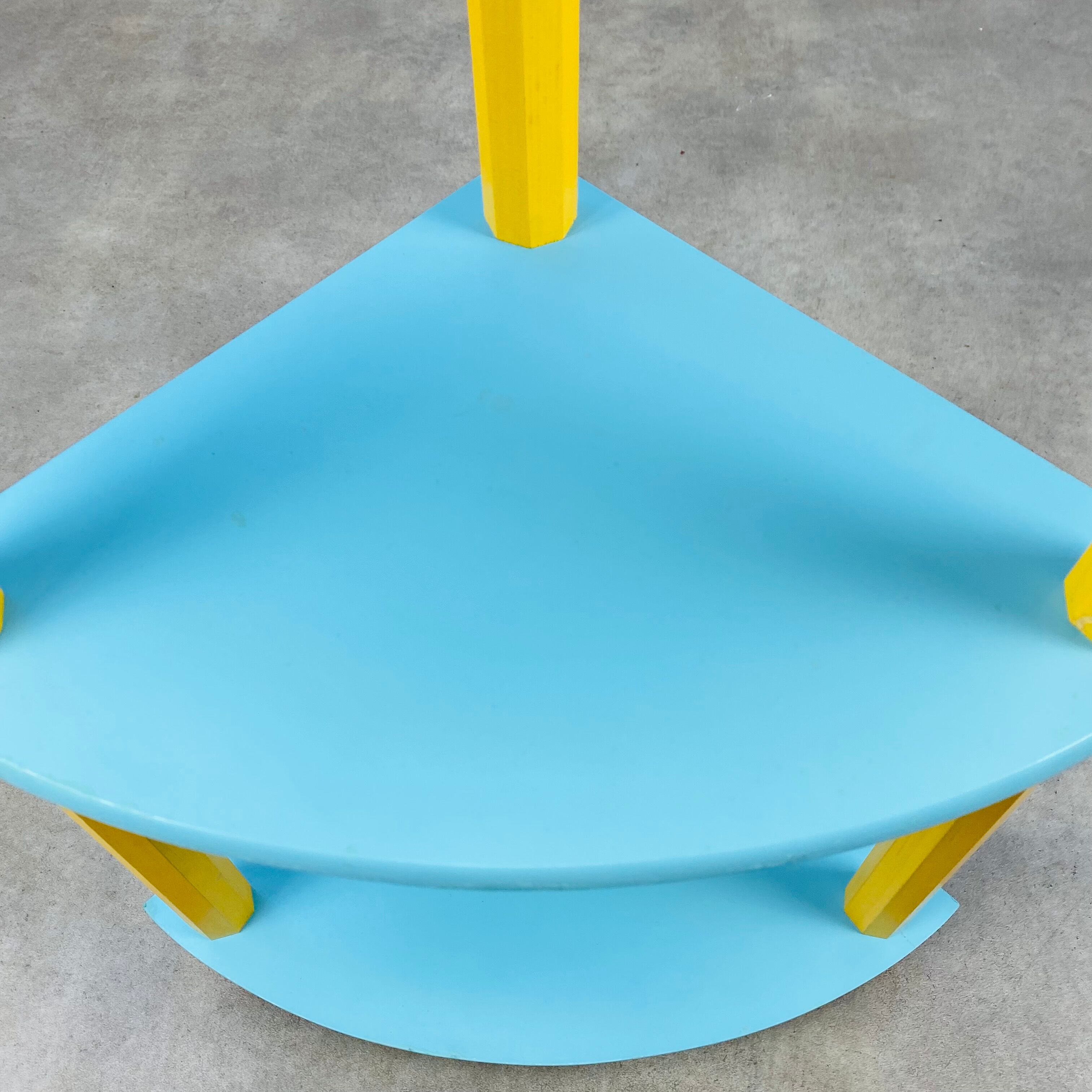 Pierre sala corner shelf for children