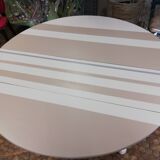 Round table