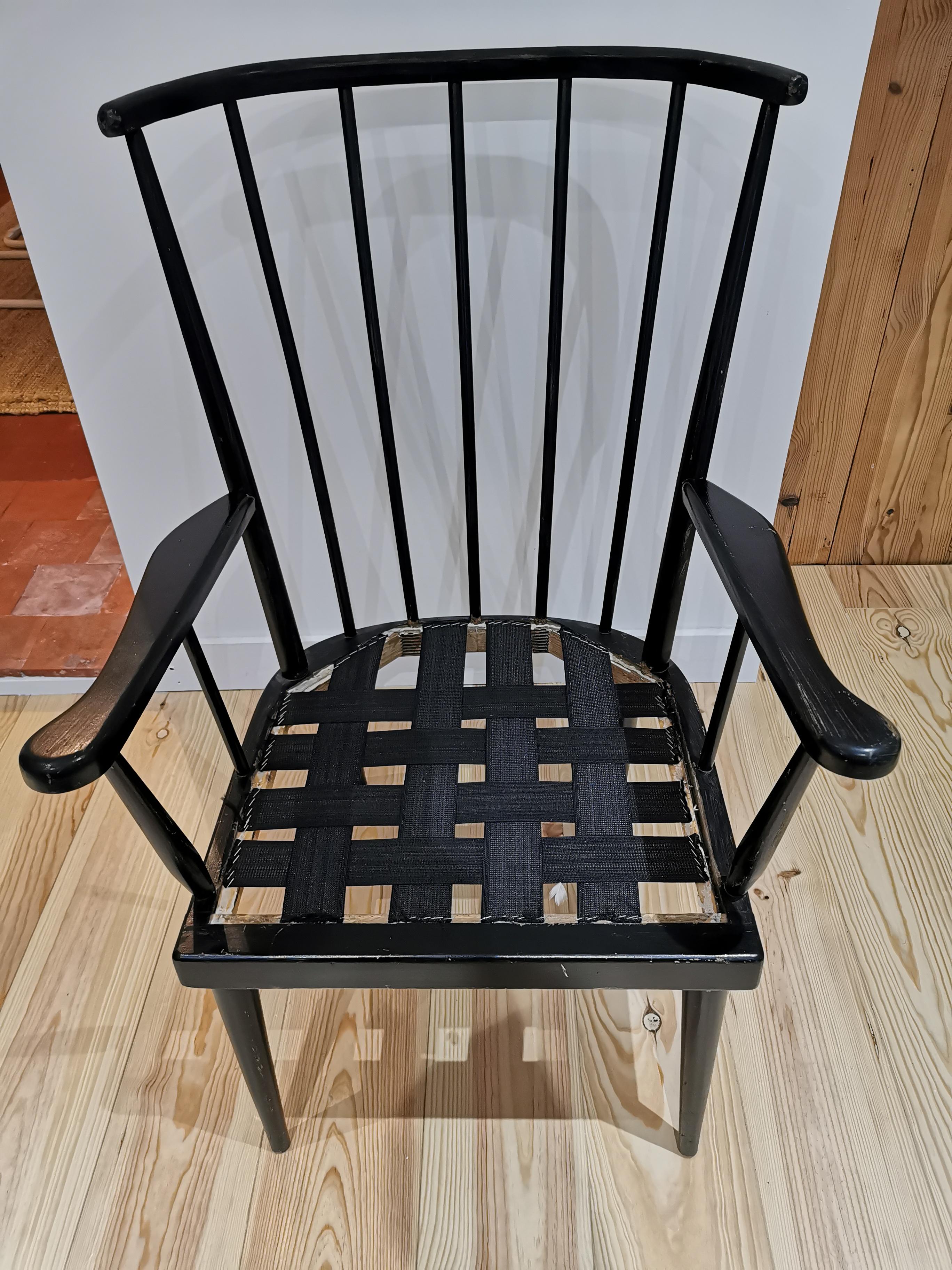 Baumann fan chair