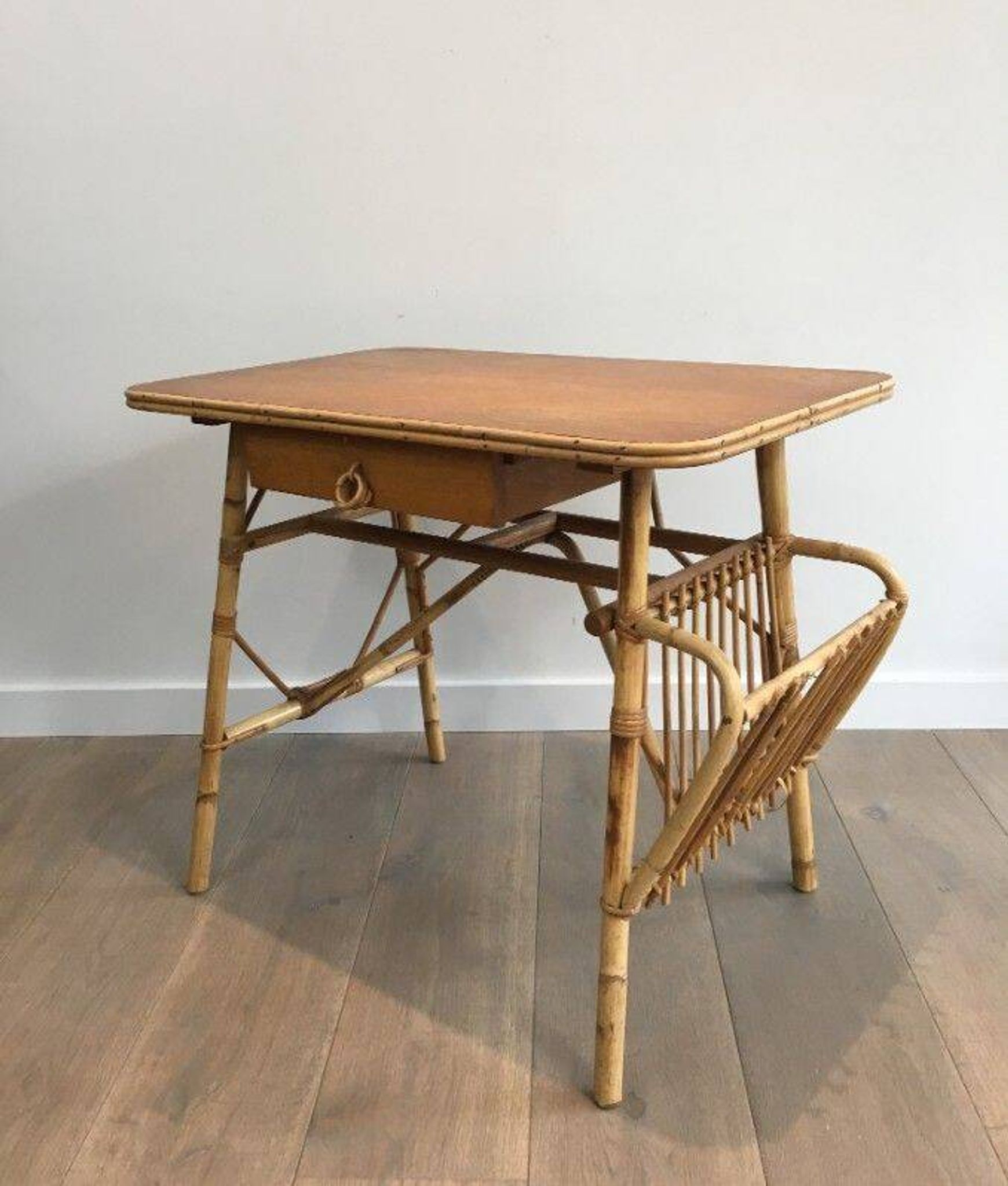 Bureau en rotin