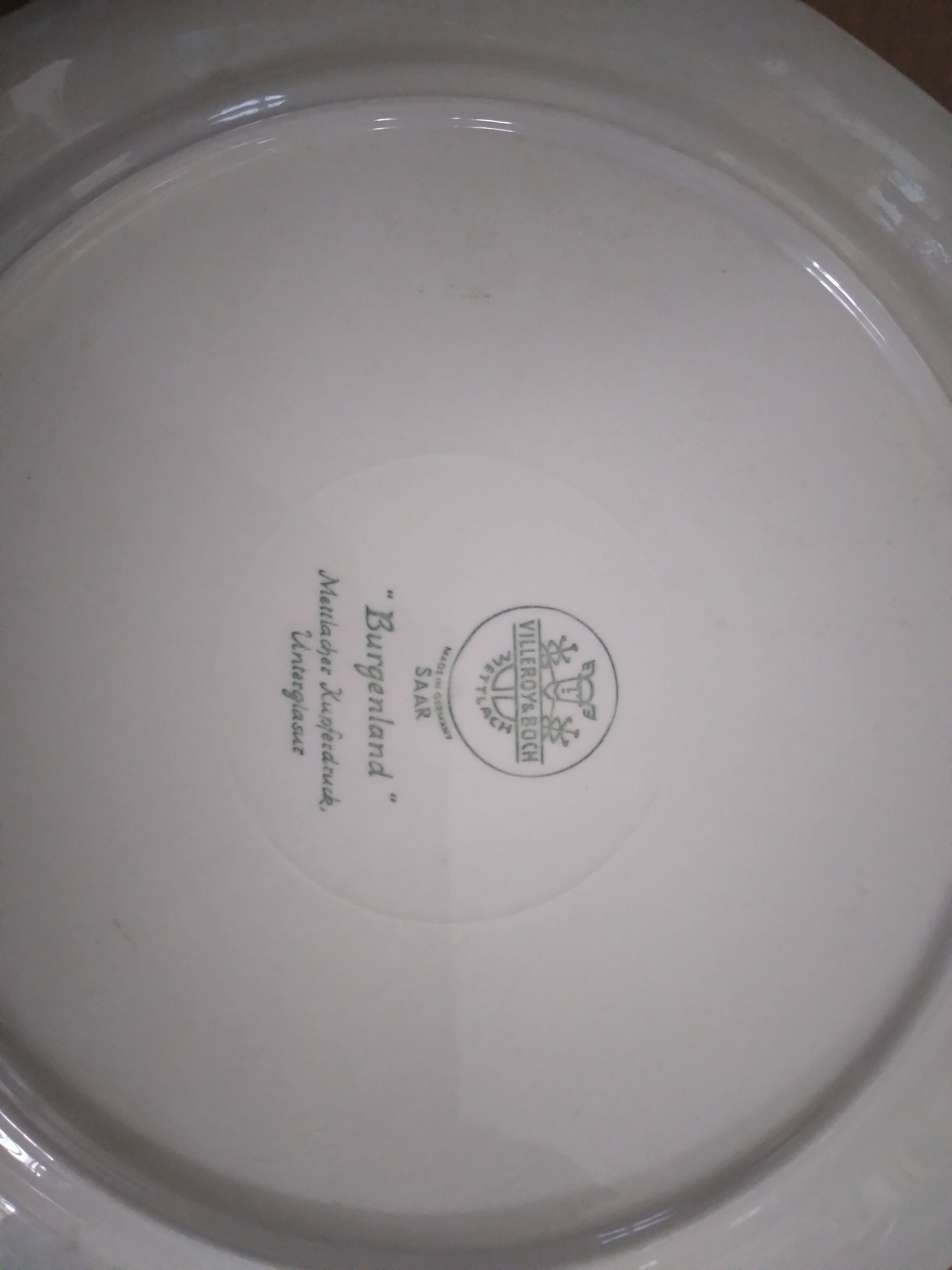 Burgenland Villeroy and bosh flat plates