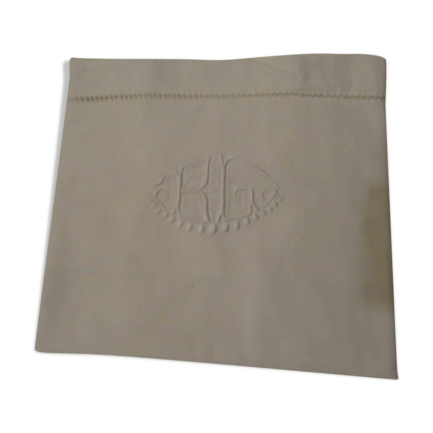 Pretty pillowcase embroidered Monogram BL + days