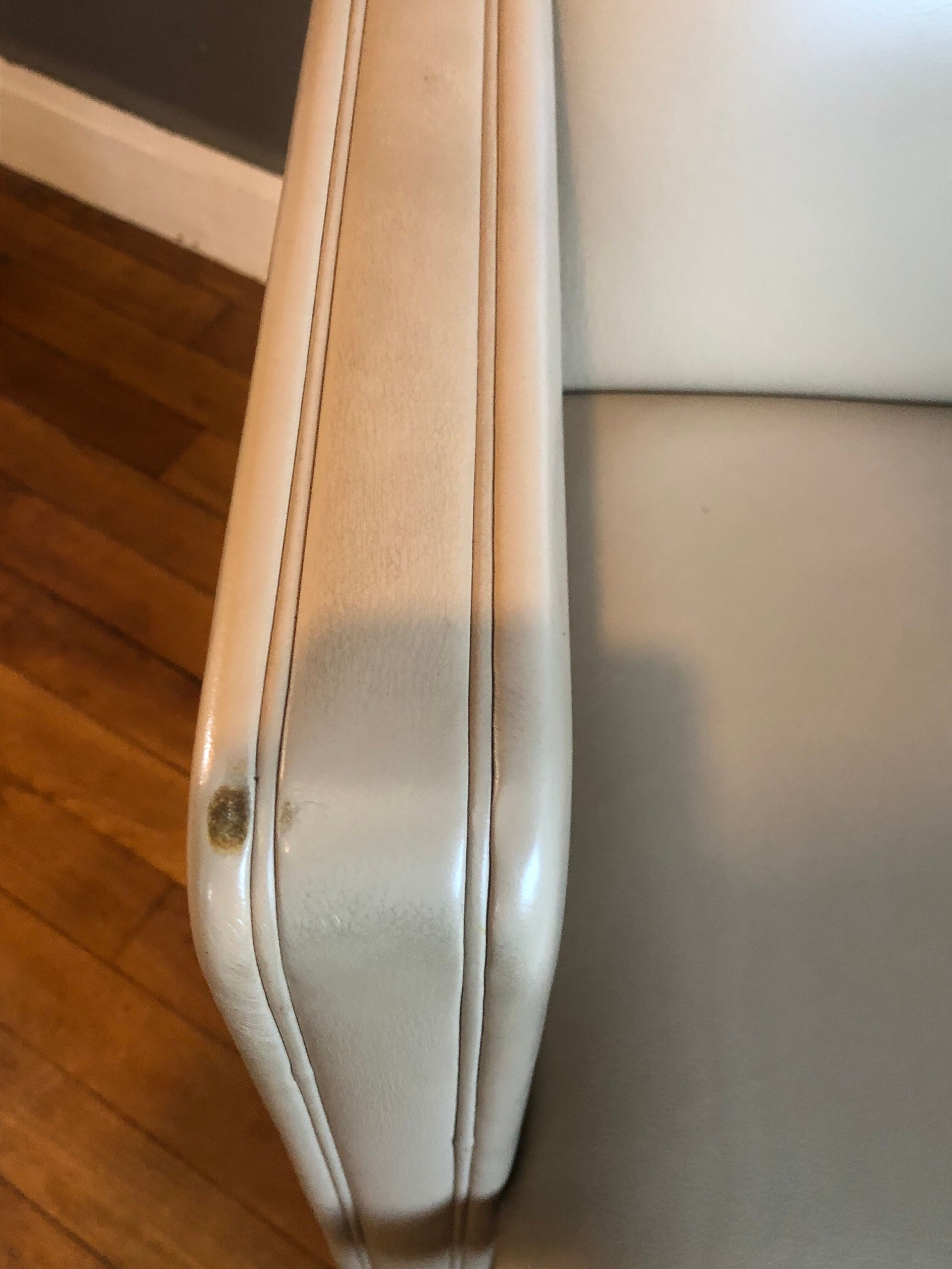 Fauteuil THF design Tito Agnoli pour Poltrona Frau