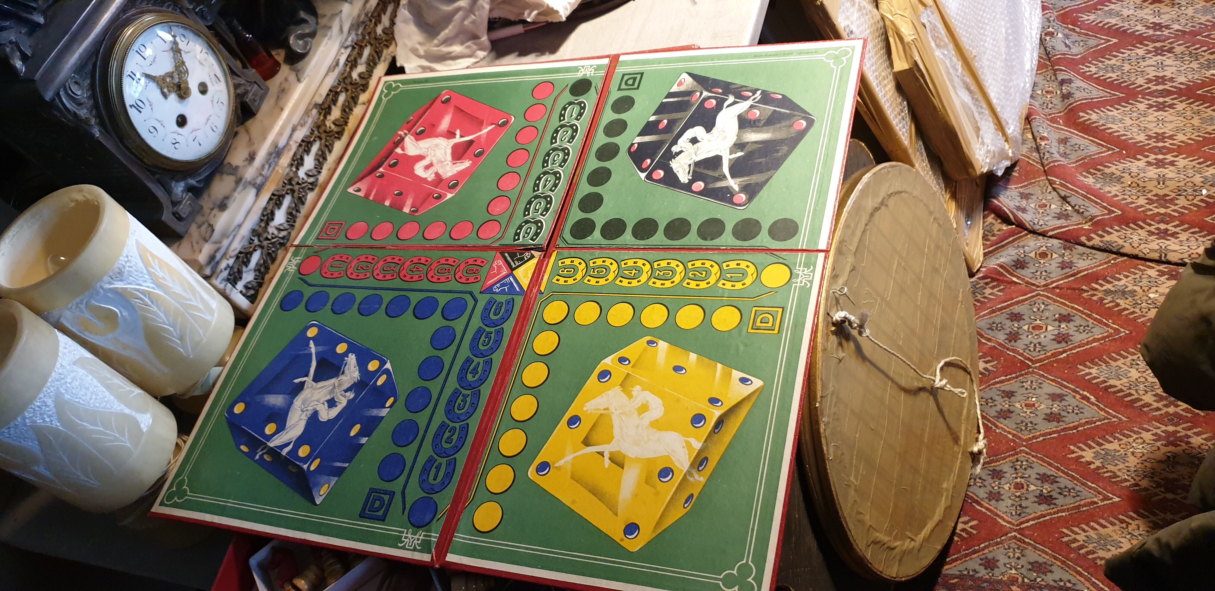 Board game -small horses-