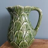 Cabbage pitcher in slip