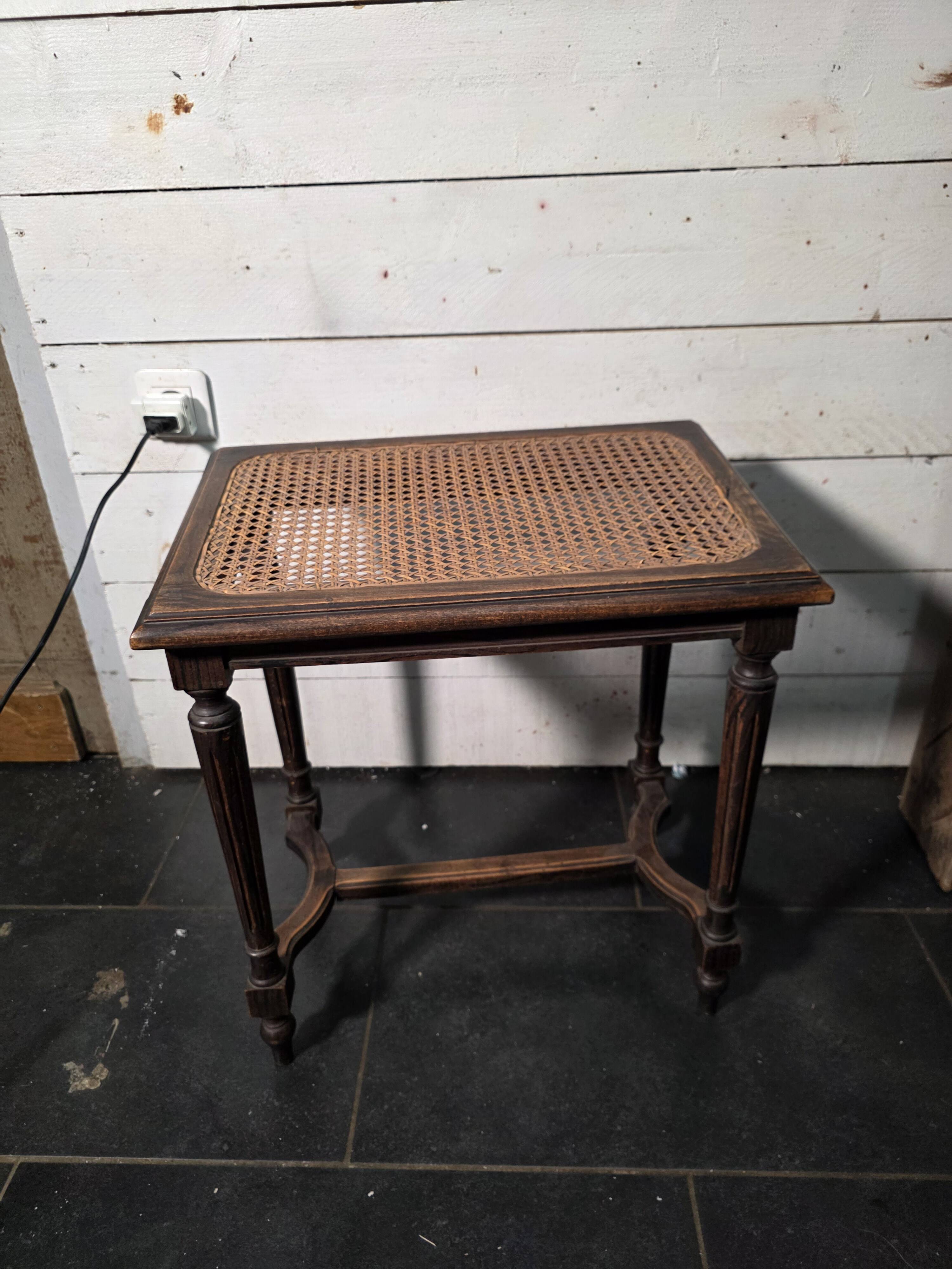 Louis XVI style piano stool in oak