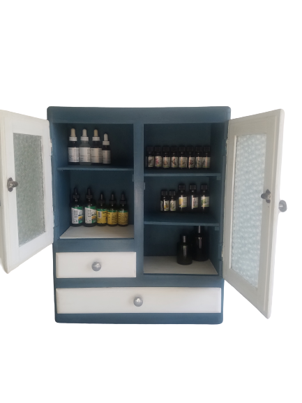 Pharmacy cabinet