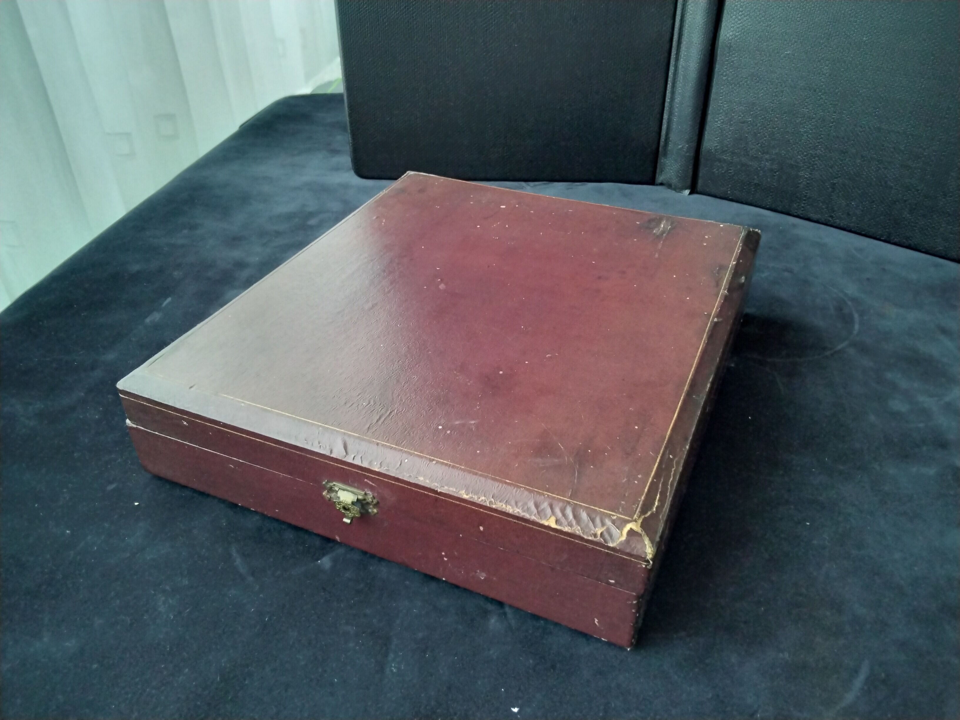 Ménagère 24 pièces SFAM   Modèle filet