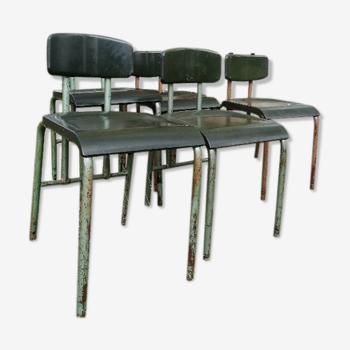 Suite de 5 chaises modernistes