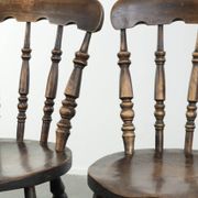 Set of 4 antique English wooden Windsor pub/bistro chairs from 19th century