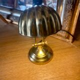 Lampe coquille en laiton art déco