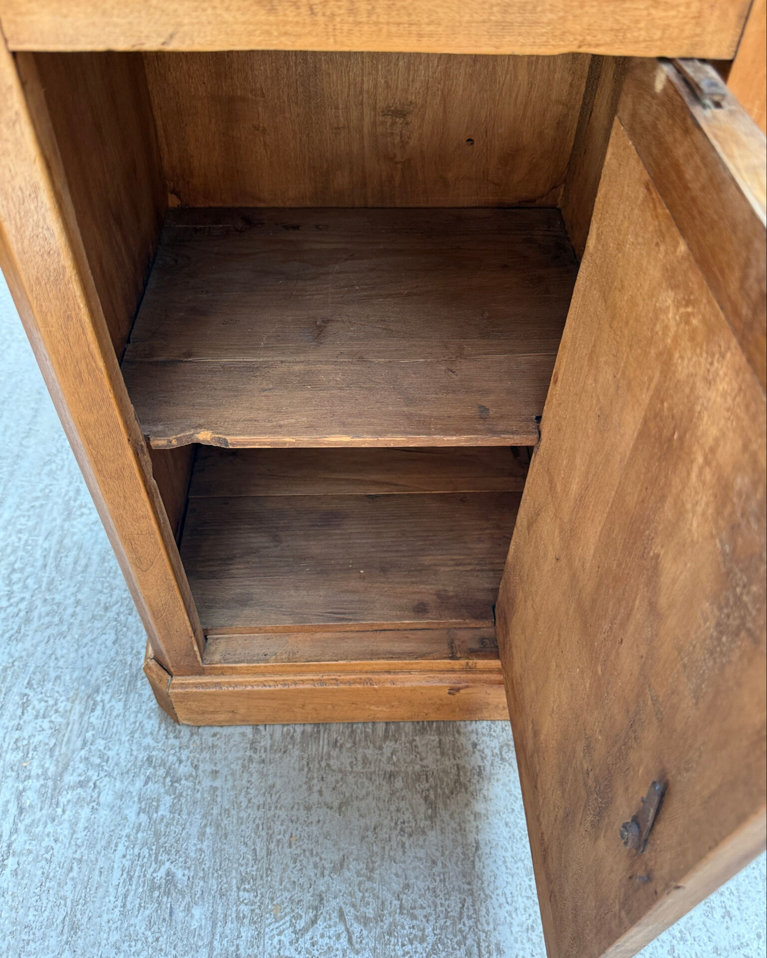 Table de chevet Louis-Philippe (rénovée)