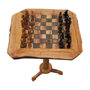 Table de jeu d'échecs en bois