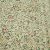 Handmade oriental contemporary 1980s 240 cm x 356 cm beige wool carpet