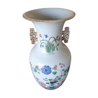 Potiche en porcelaine de Chine 1900