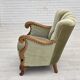 Fauteuil danois des années 1960, velours vert, bois de chêne sculpté.