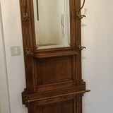 Pedestal wall cloakroom 1900