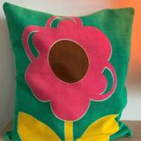 Coussin vintage style 70 motif floral