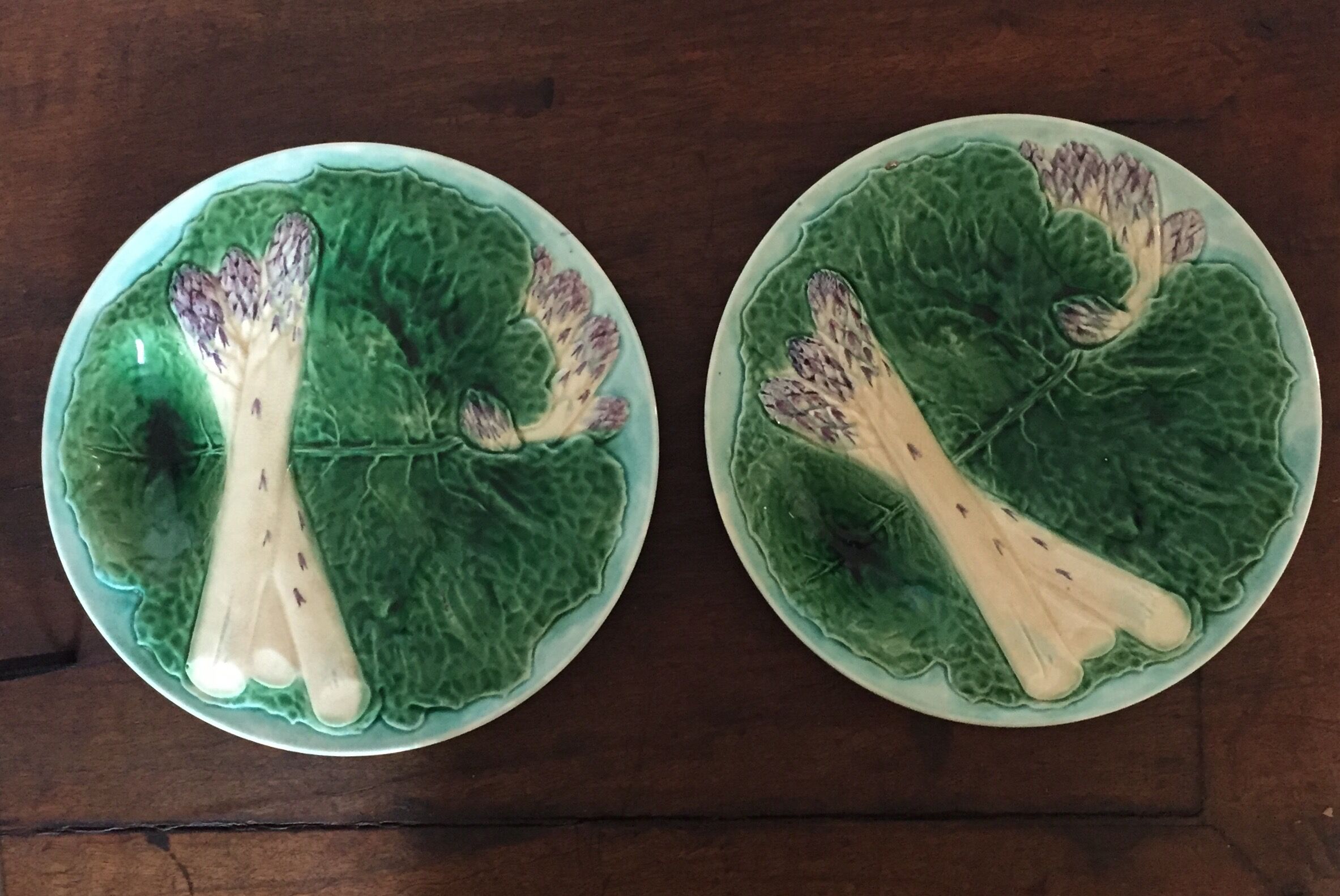 Pair of dabbling plates